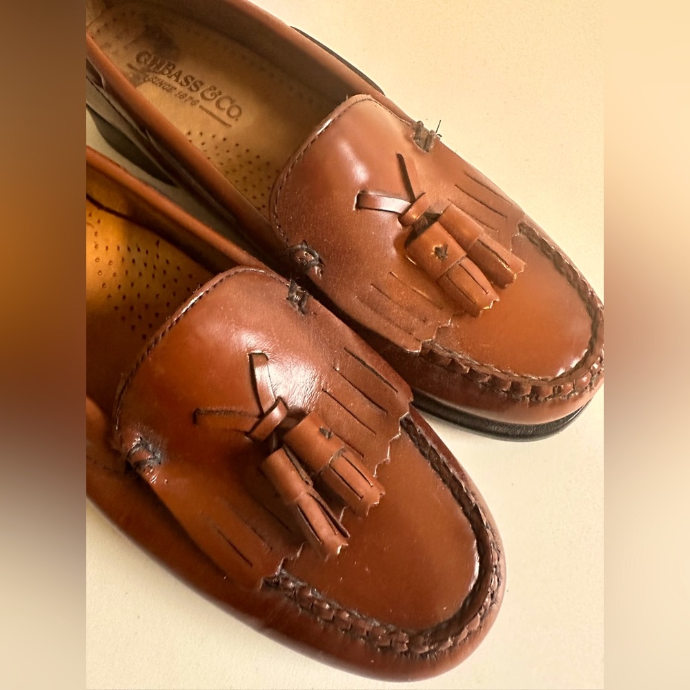 Vintage super preppy Bass loafers